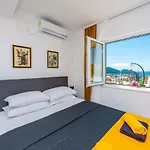 Nia Superior Apartment *